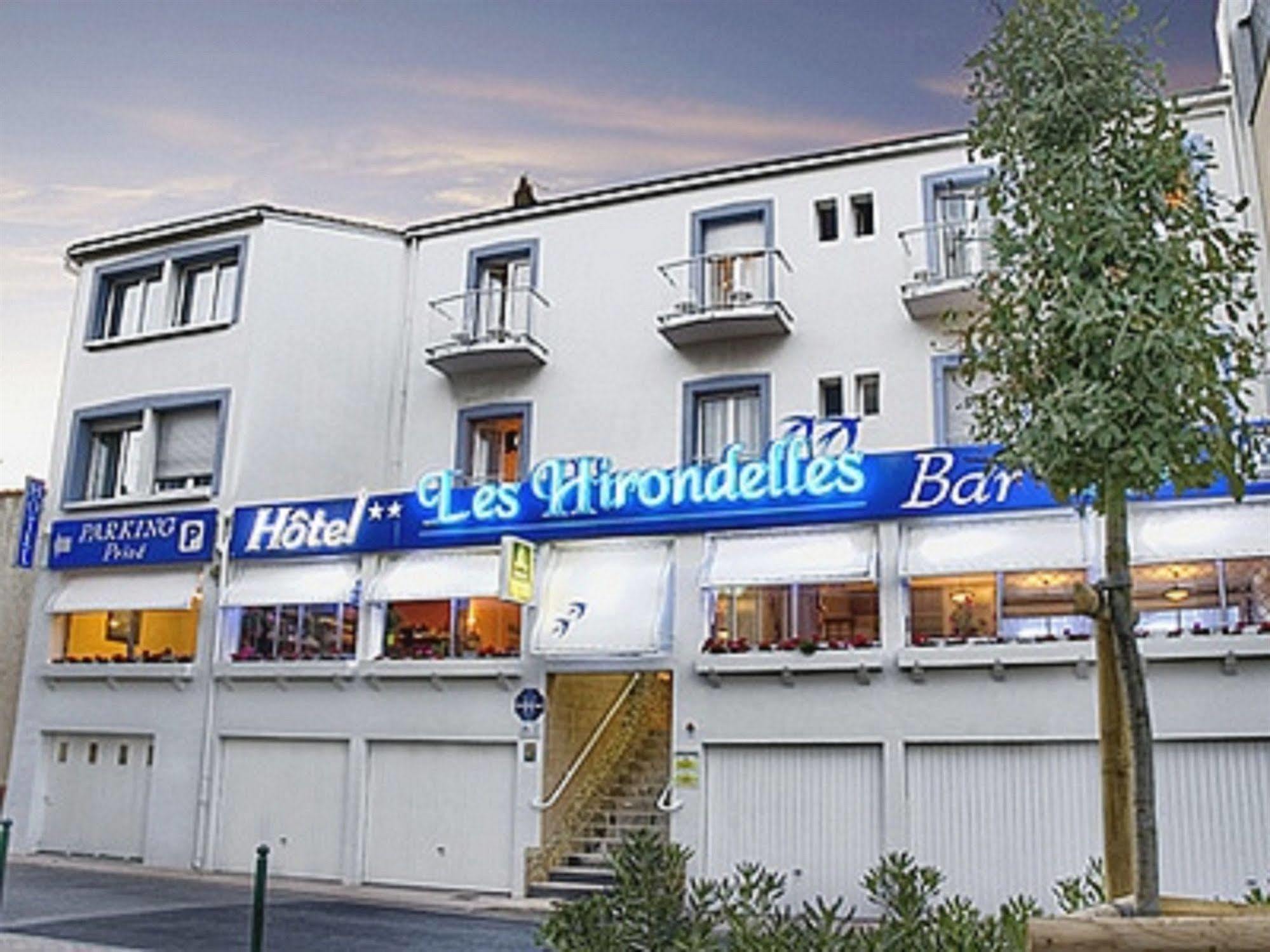 莱萨布勒-多洛讷 Les Hirondelles酒店 外观 照片